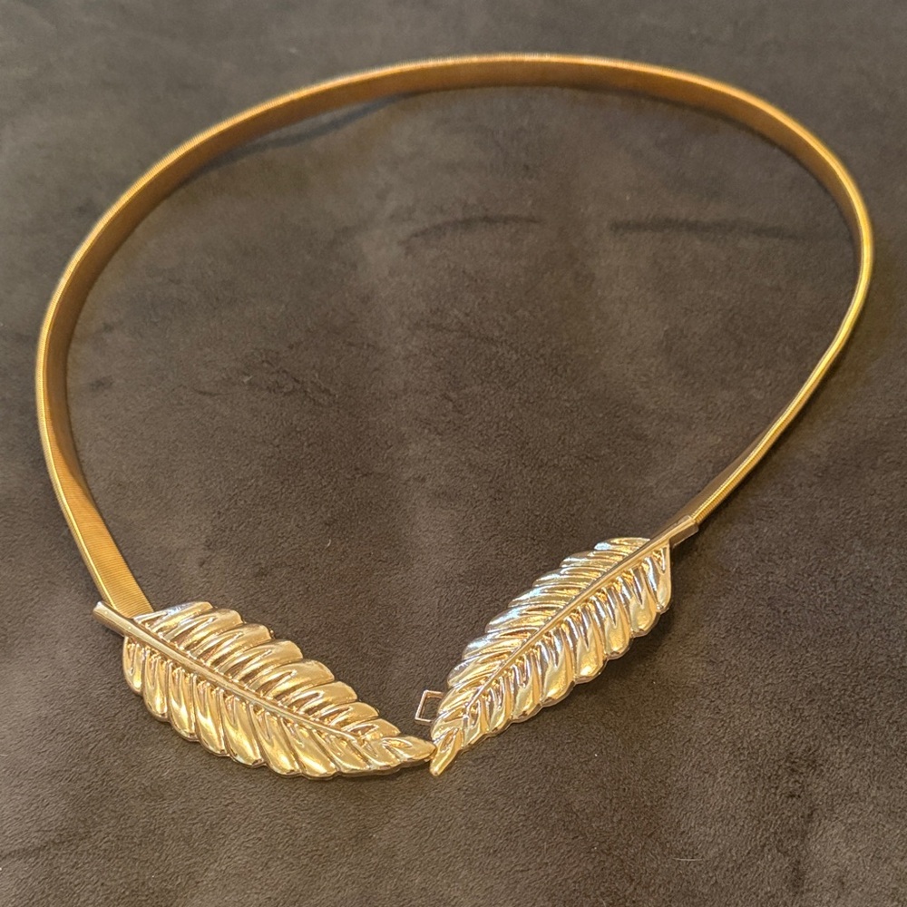 Gold Leaf Design stretches Belt from 29-34